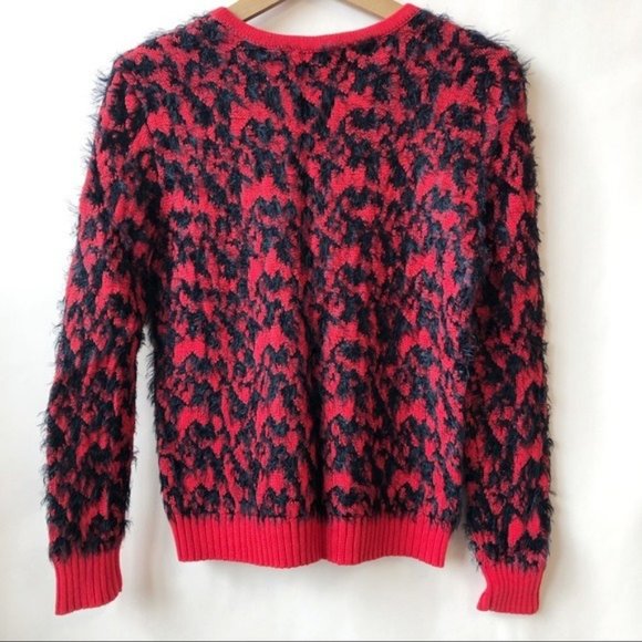 Two by Vince Camuto Animal Jacquard Sweater Fuzzy Black Red PXS - Picture 6 of 7